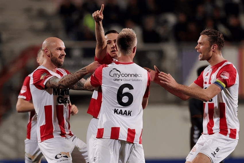 在整个联盟 在整个联盟