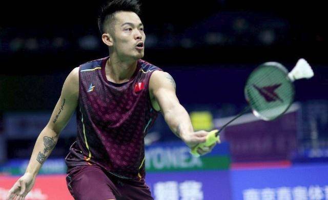 並且直接給 並且直接給