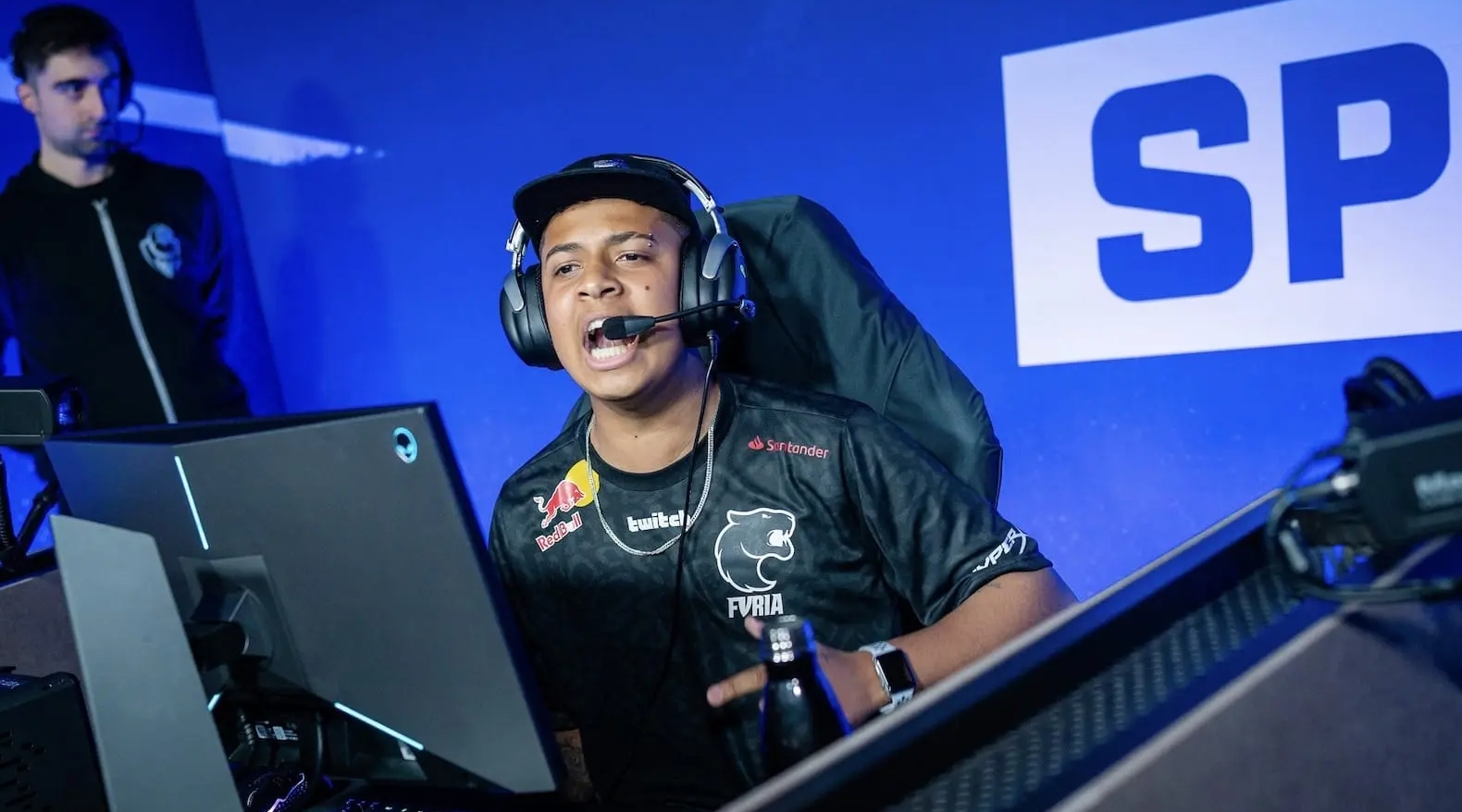 取首发的球 取首发的球